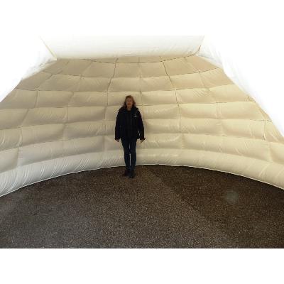 Igloo Gonflable 28m²